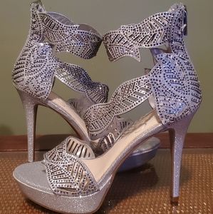 Jessica Simpson platform heels